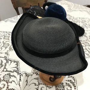 Vintage 1920-30 Jeanette Burke Black straw hat